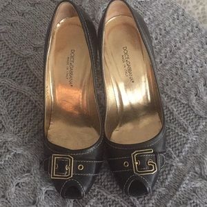 Dolce & Gabbana peep toe pumps 35.5